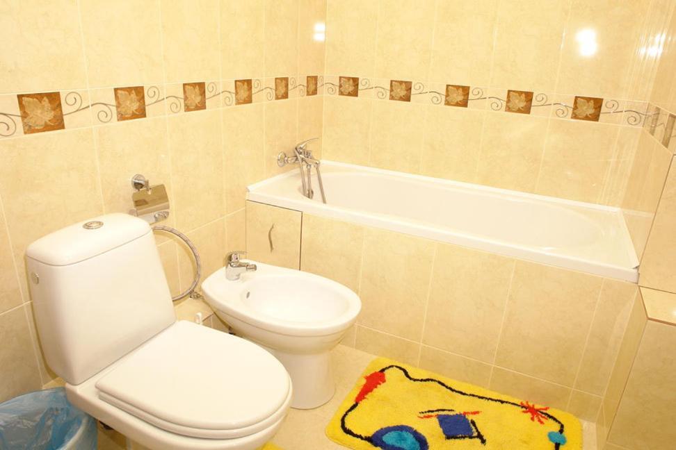 Profssoyuzny Hotel Tschernihiw Zimmer foto